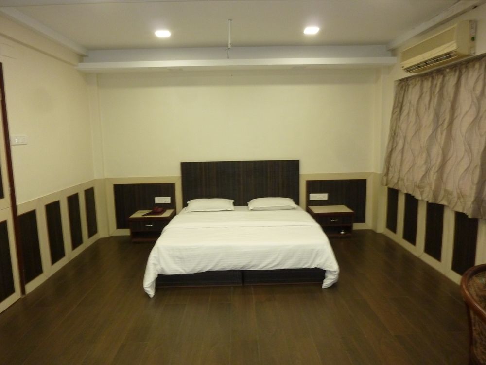 Hotel City Point Dadar Bombay Esterno foto