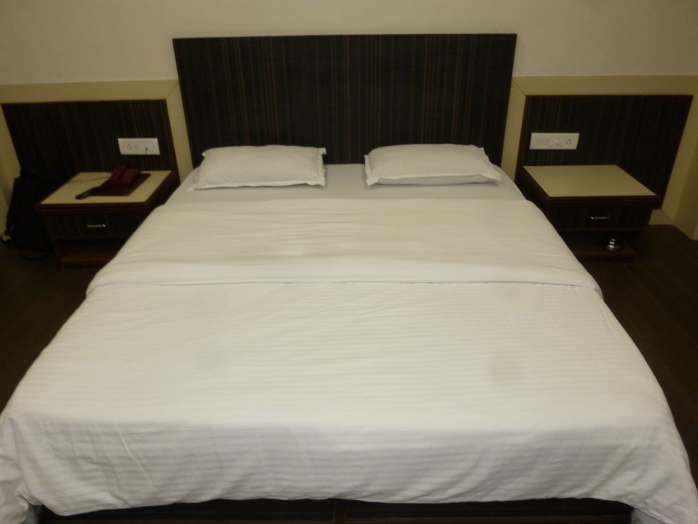 Hotel City Point Dadar Bombay Esterno foto